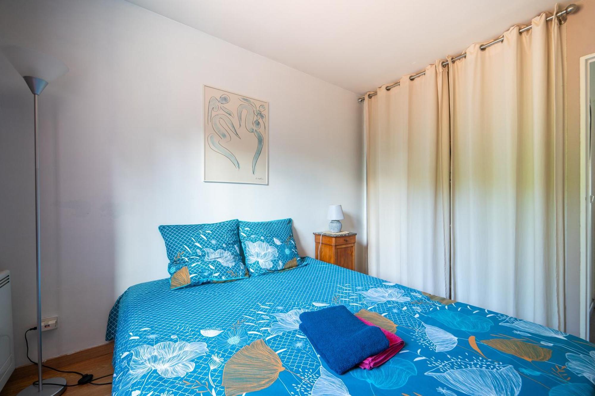 Apartment Les Volets Bleus *